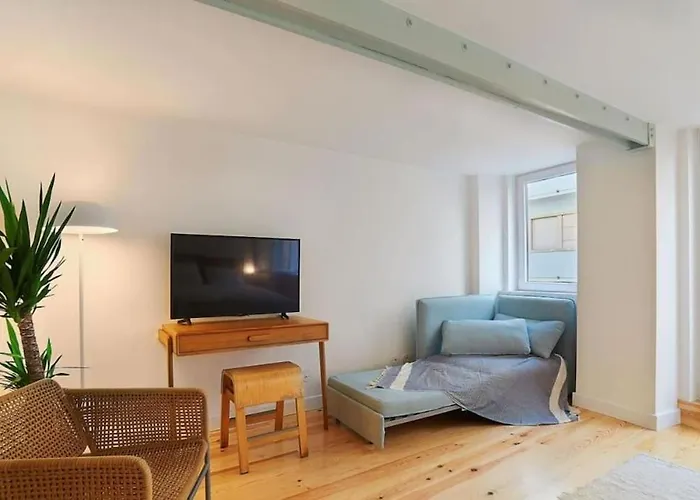 Modern Flat With Large Garden And Terrace Right Next Estrela Park Apartamento Lisboa